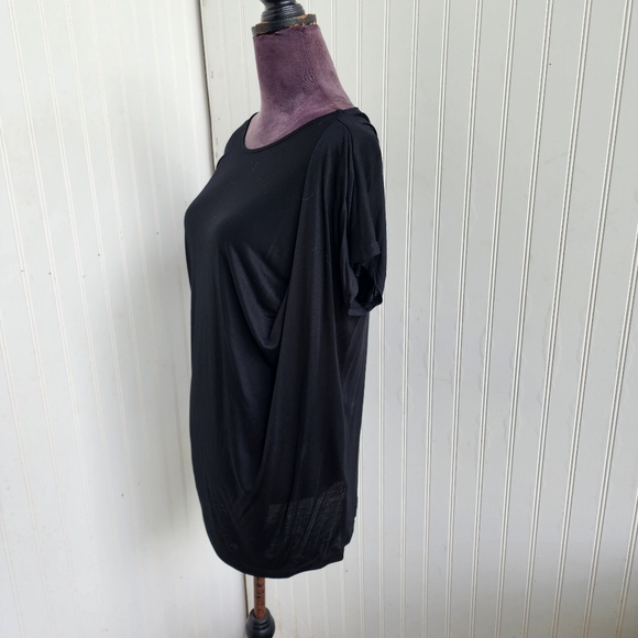 Banana Republic Womens Black Short Sleeve Shirt Top Rayon Drape Detail Thin Sz M - Picture 3 of 8